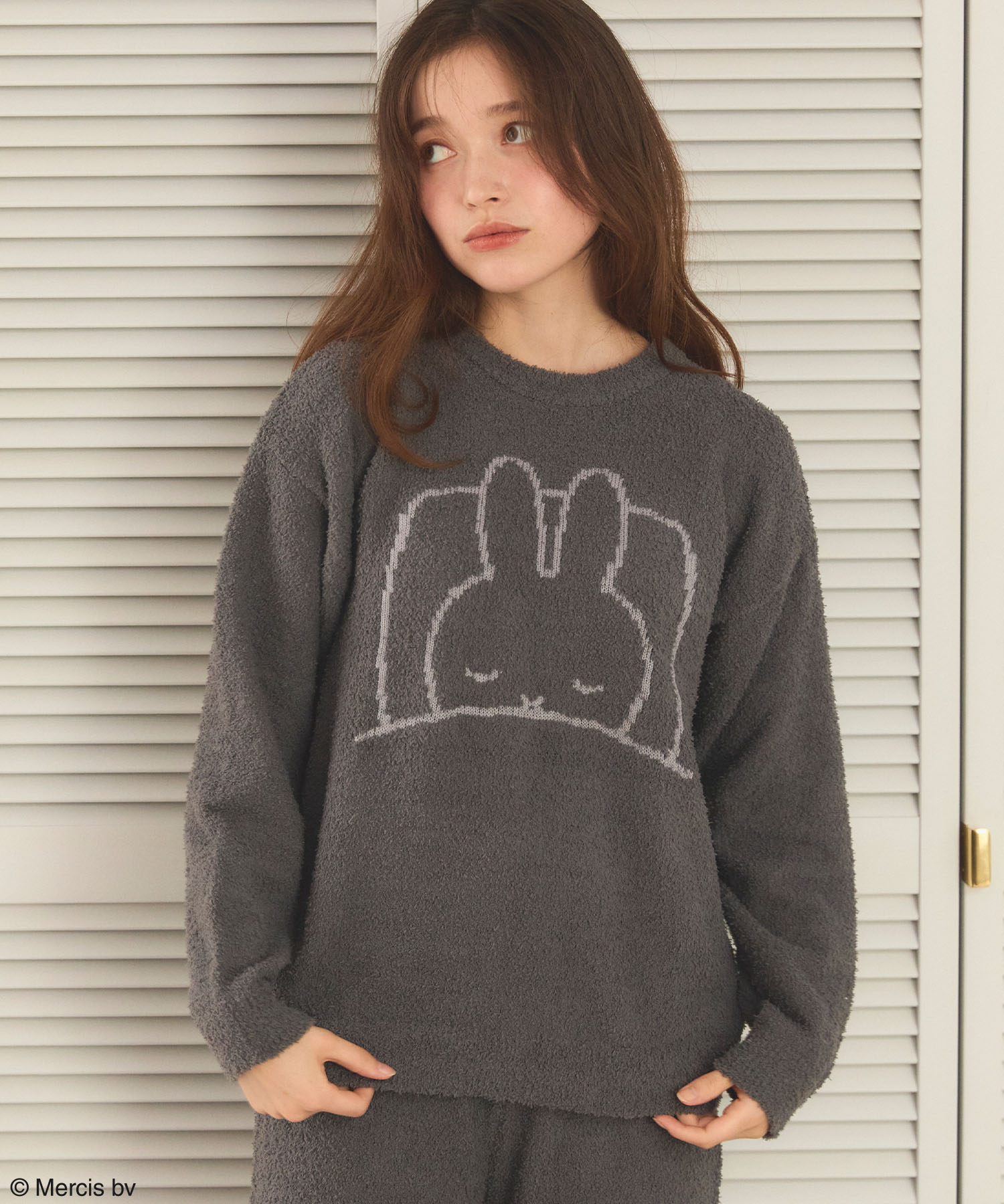 【miffy/ミッフィー】もこもこルームウェアトップス<br>¥5,489 （税込）